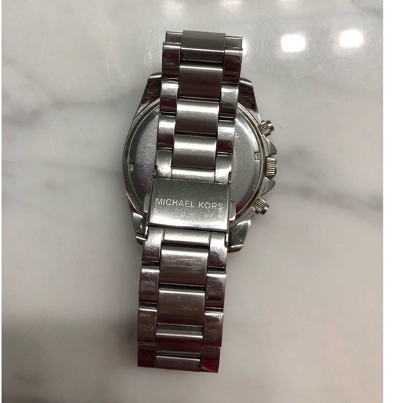 Michael Kors Watch - Picture 2 of 3